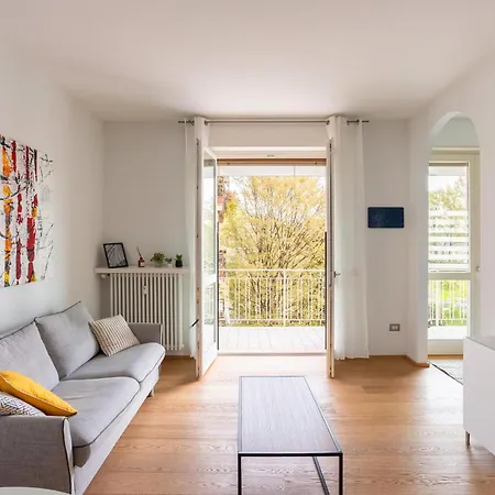 51 - (adults Only) * Arona