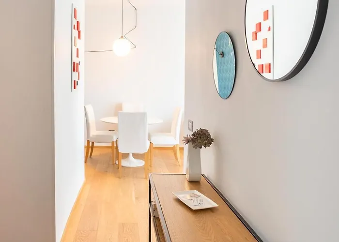 51 - (adults Only) Arona