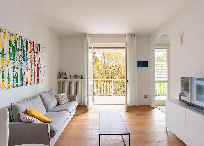 51 - (adults Only) * Arona